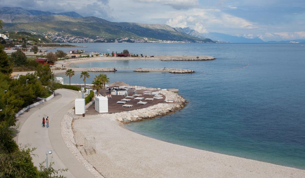 Znjan Pensión Split